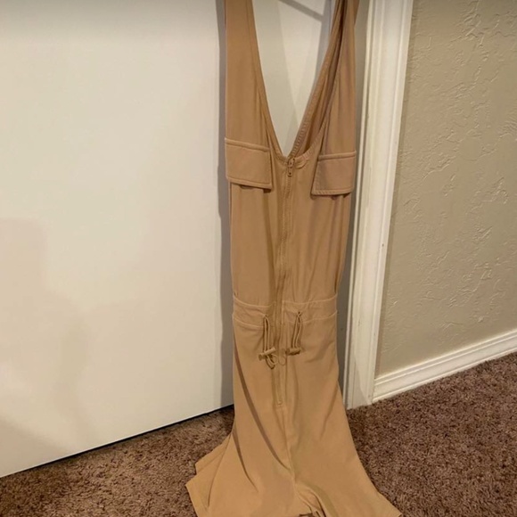 Khaki/camel short romper - Picture 4 of 10